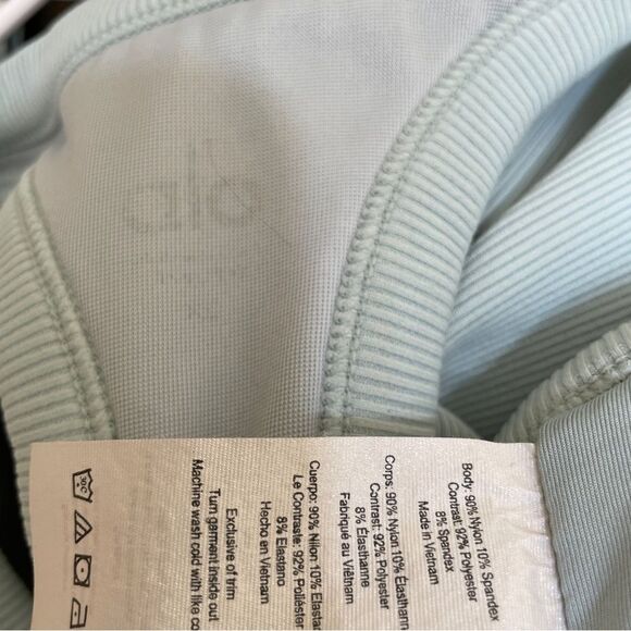 ALO RACER BACK TANK TOP WITH BUILT IN BRA - Picture 5 of 5